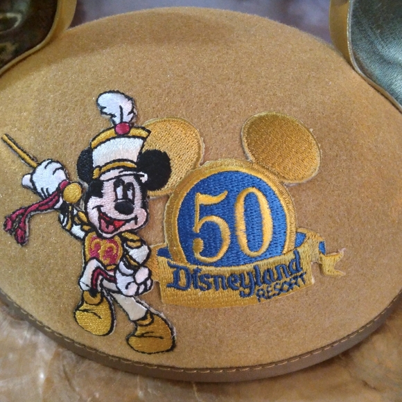 AUTHENTIC DISNEY 50TH MICKEY CAP - Picture 2 of 6